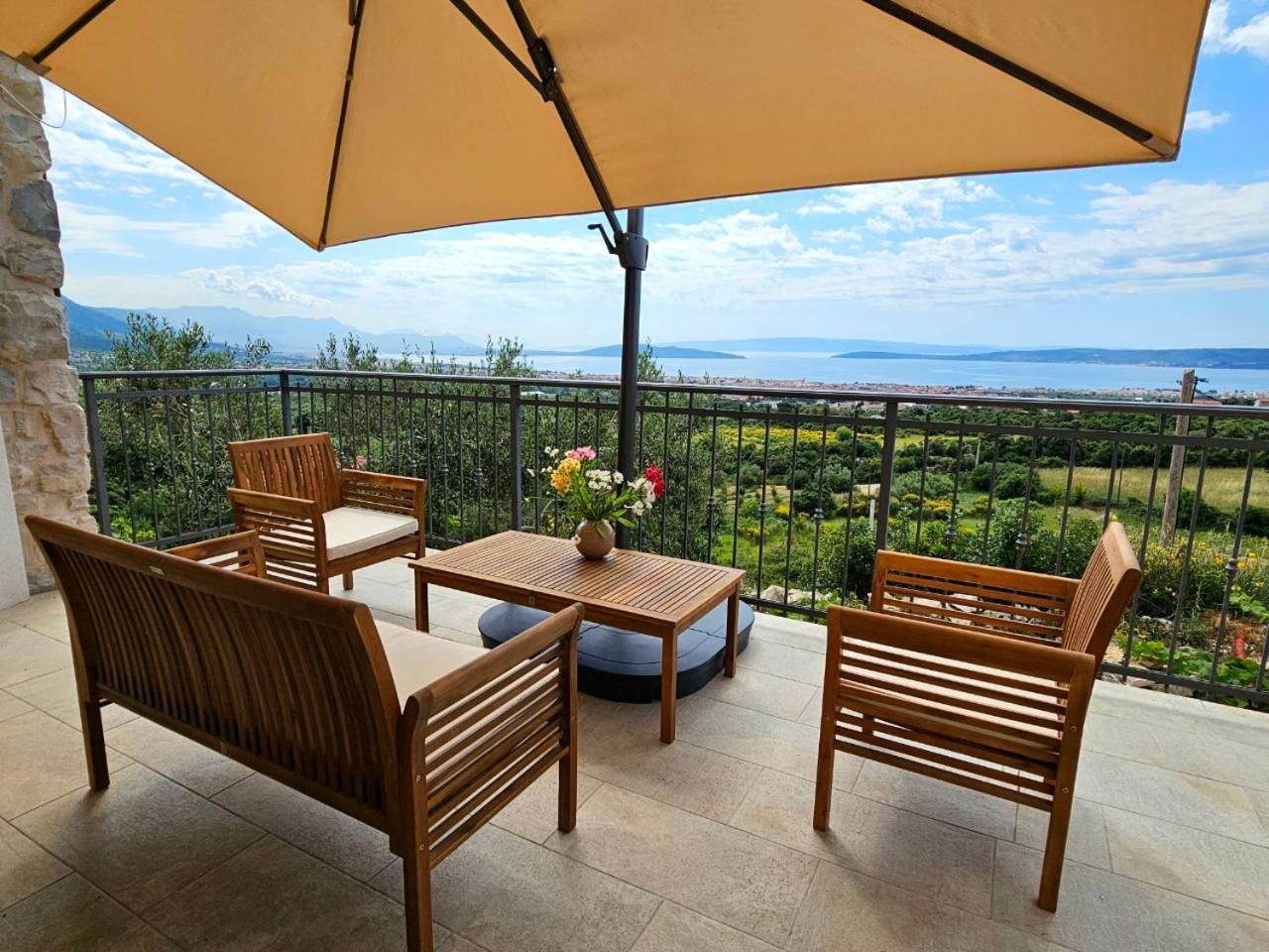 Bepina, Surrounded By Sea, Olive, Vineyard Kastel Novi